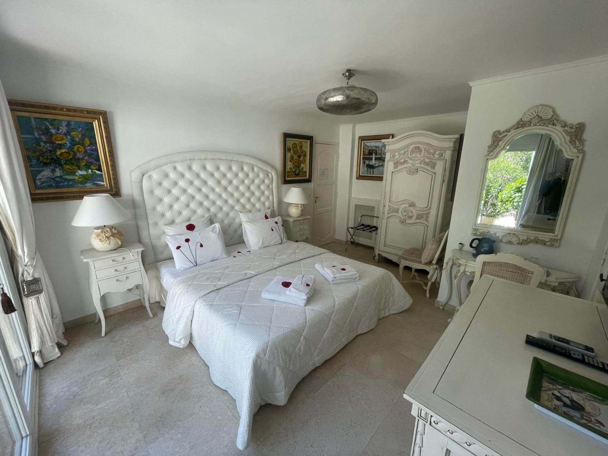 La Bergerie B&B Vence Εξωτερικό φωτογραφία